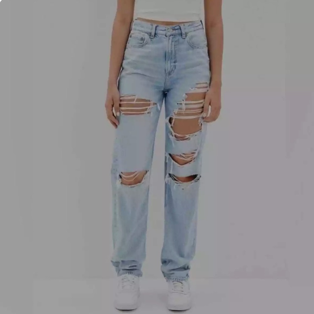 American Eagle Highest Rise Baggy Straight Distressed Jeans